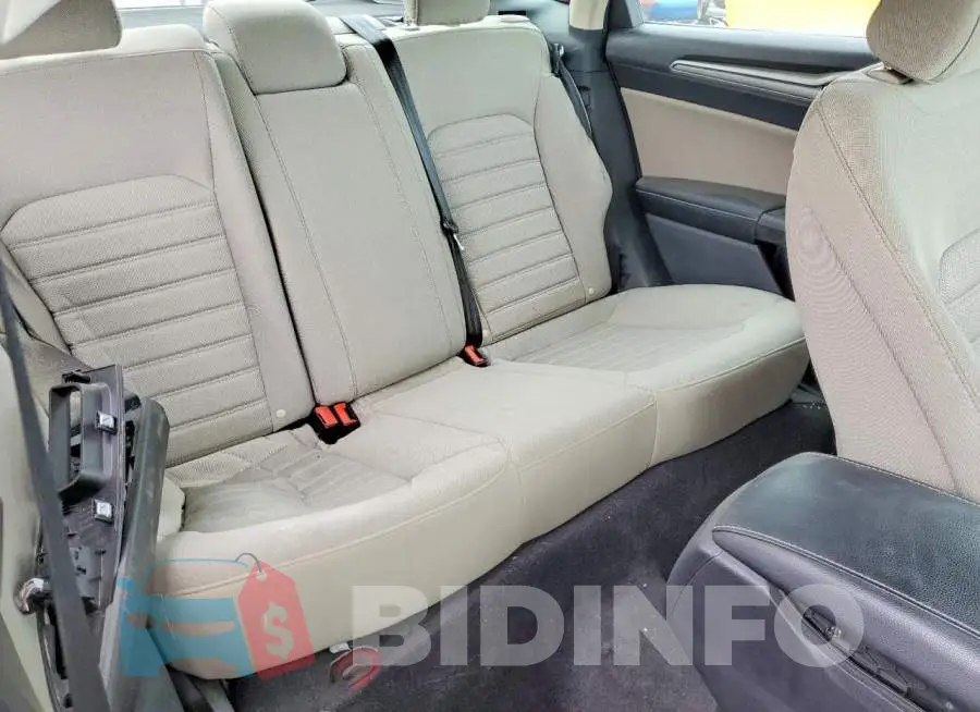 3FA6P0G79LR110953 Photo# 10