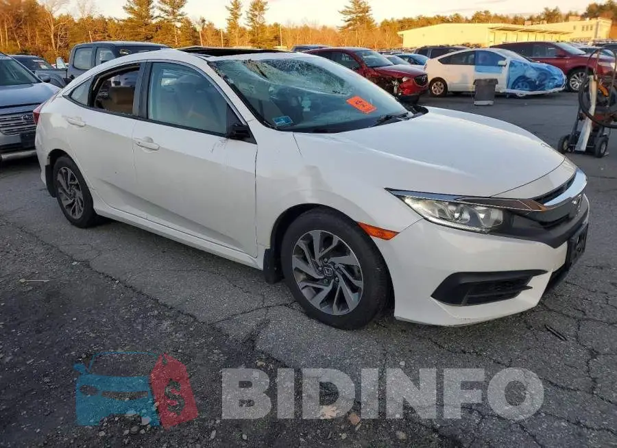 19XFC2F76HE232820 Photo# 4