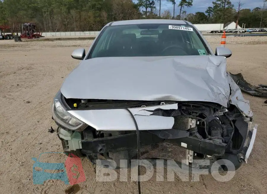 3KPC24A69ME131443 Photo# 5