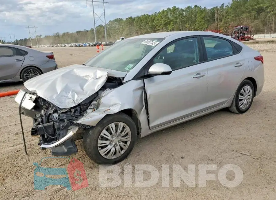 3KPC24A69ME131443 Photo# 1