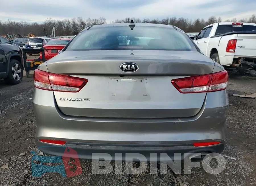 5XXGT4L35JG183883 Photo# 6