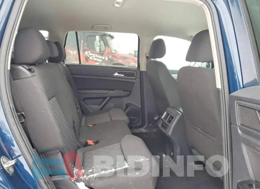 1V2GR2CA1KC565085 Photo# 11