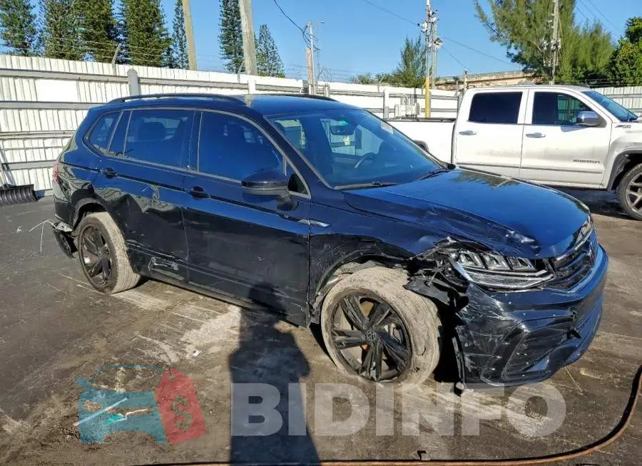 3VVCB7AX2RM060157 Photo# 4