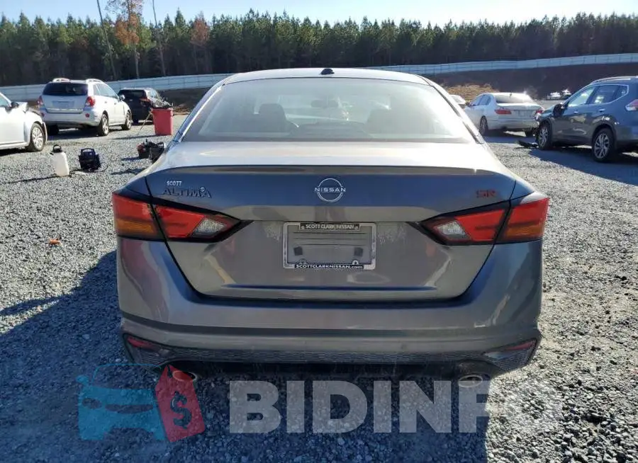 1N4BL4CV2RN350217 Photo# 6