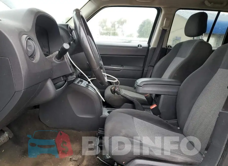 1C4NJPFB3HD183953 Photo# 7