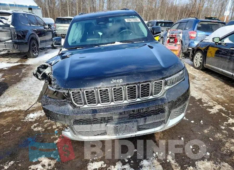 1C4RJKBG8M8113180 Photo# 5