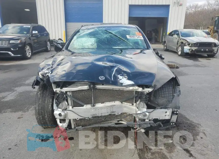 WDDWF8EB9LR560221 Photo# 5