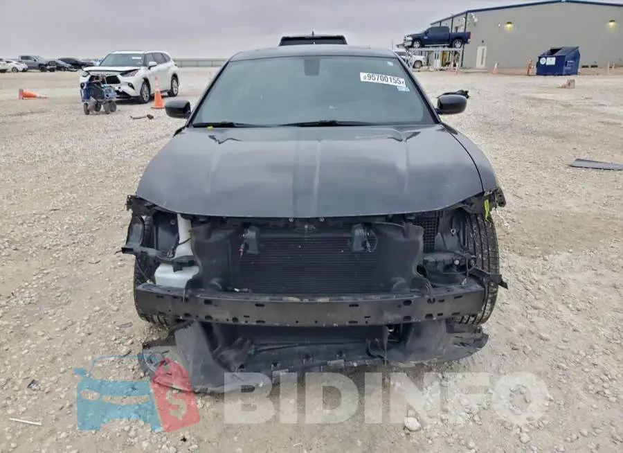 2C3CDXBGXPH649352 Photo# 5