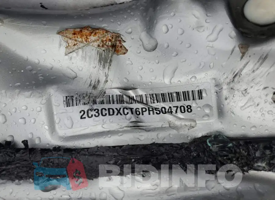 2C3CDXCT6PH504708 Photo# 12