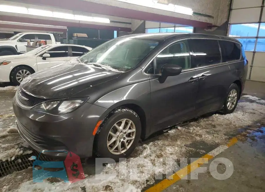 2C4RC1CG1HR817153 Photo# 1