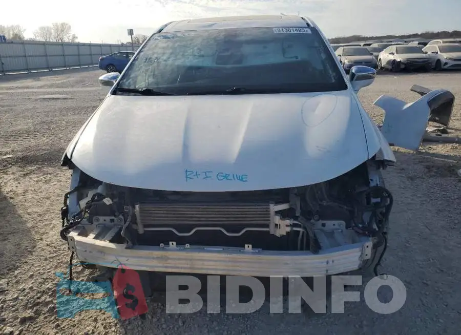 2C4RC1GG3LR109618 Photo# 5