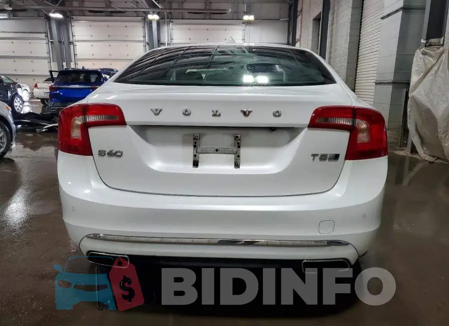 LYV402TK5HB140702 Photo# 6