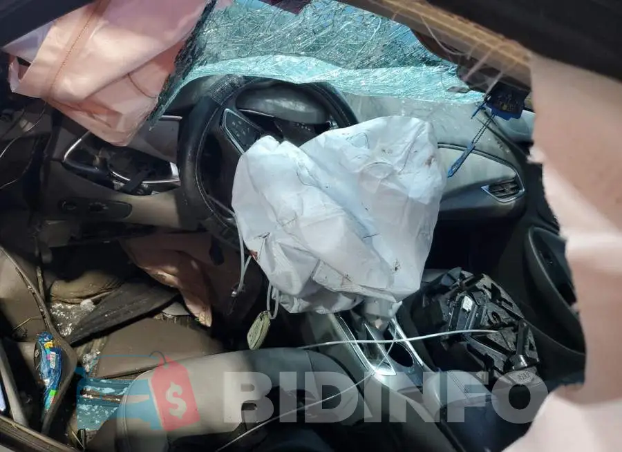 1G1ZD5ST9MF018198 Photo# 8