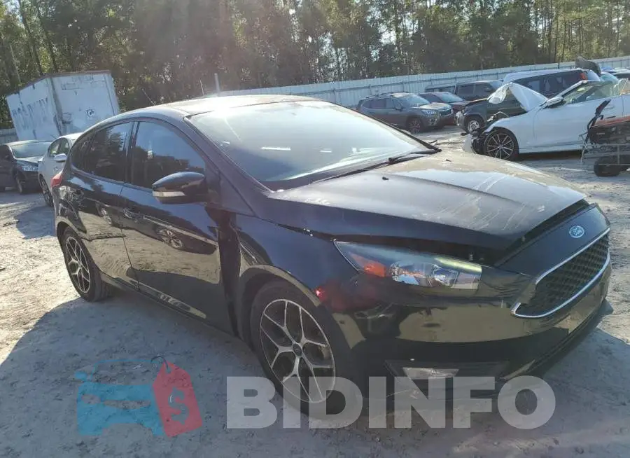1FADP3M21HL269764 Photo# 4