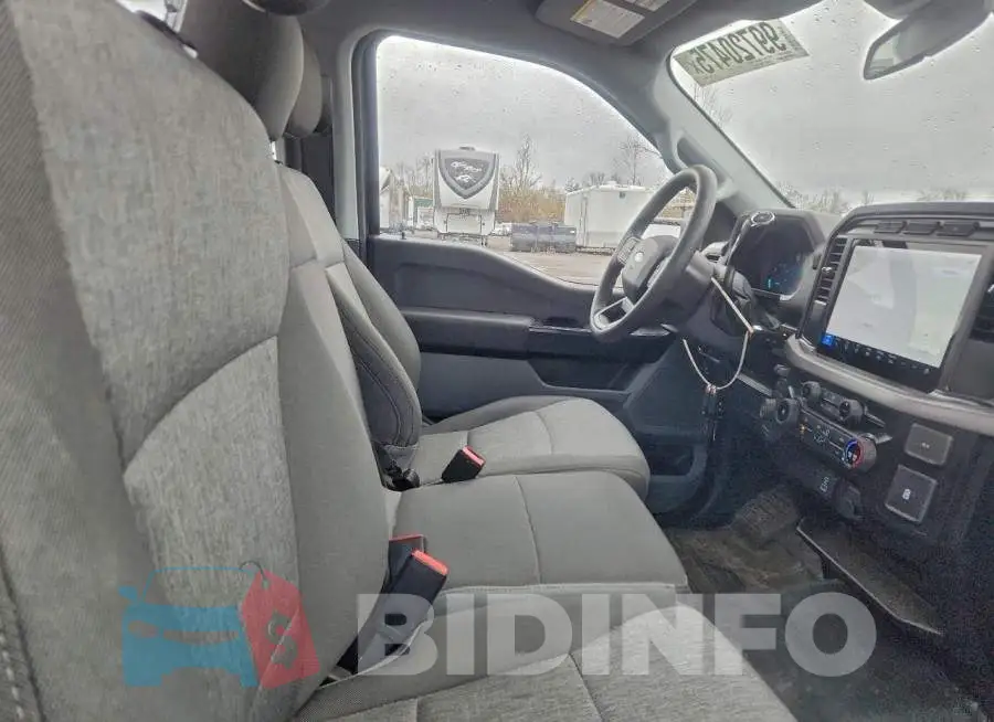 1FTNF1K82RKE60338 Photo# 10