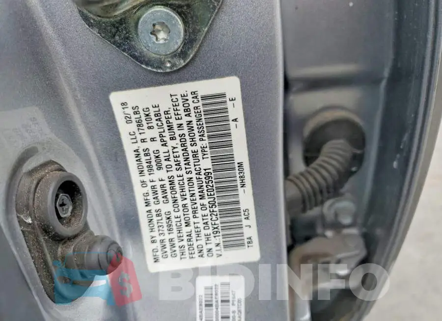 19XFC2F50JE025991 Photo# 13