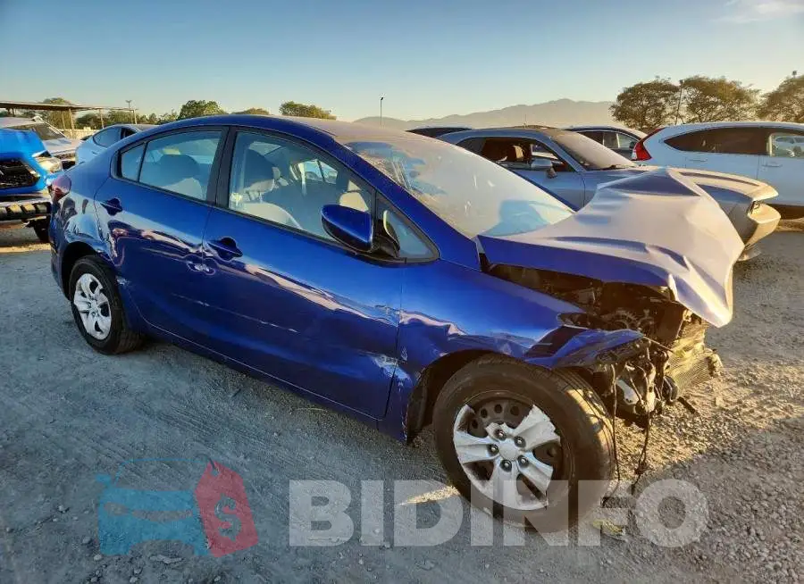 3KPFL4A72HE106943 Photo# 4