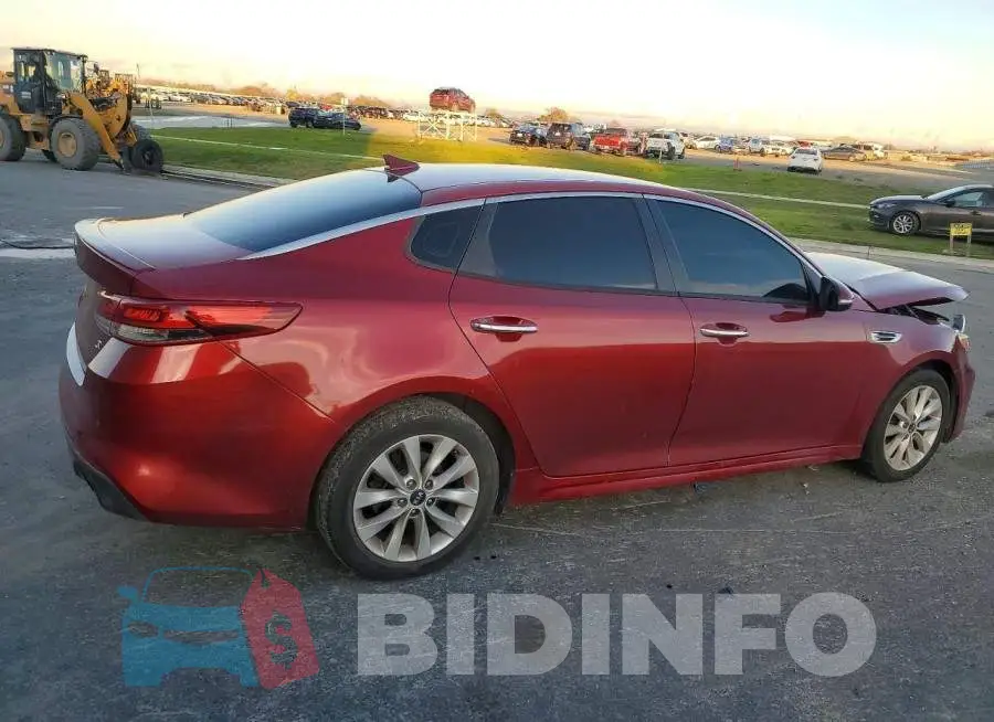 5XXGT4L31JG215826 Photo# 3