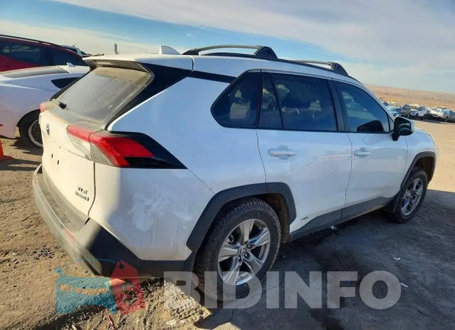 4T3RWRFV8RU128167 Photo# 3