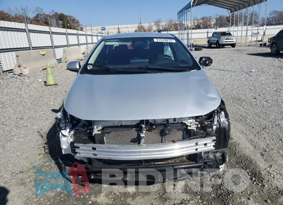 5YFB4MDE2SP281205 Photo# 5