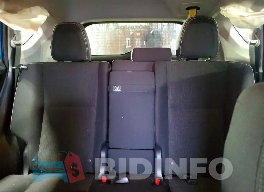 JTMRJREV6HD115977 Photo# 10