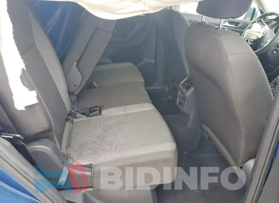 3VV1B7AX2KM057322 Photo# 10