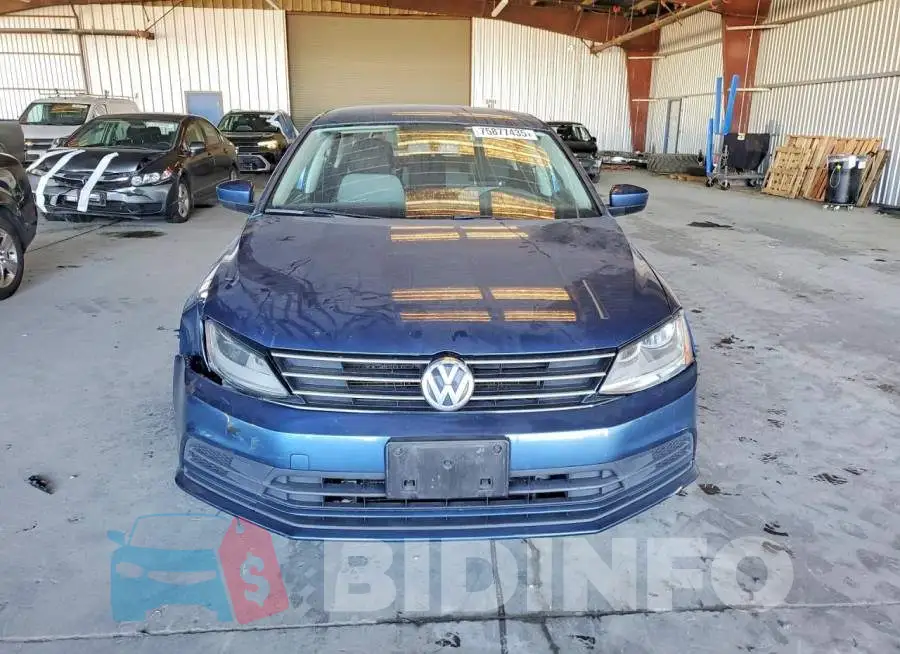 3VW2B7AJ2HM281727 Photo# 5