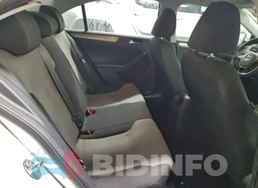 3VW2B7AJ8HM302015 Photo# 10