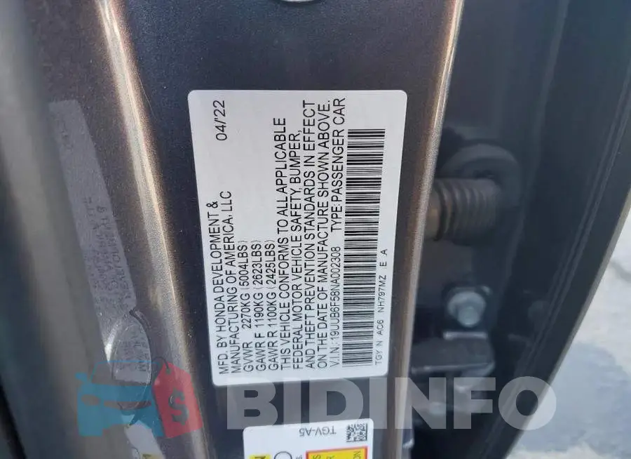 19UUB6F58NA002308 Photo# 13