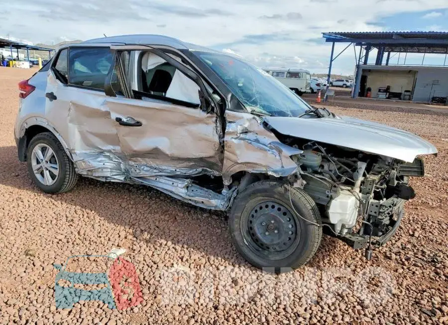 3N1CP5CU4KL565428 Photo# 4
