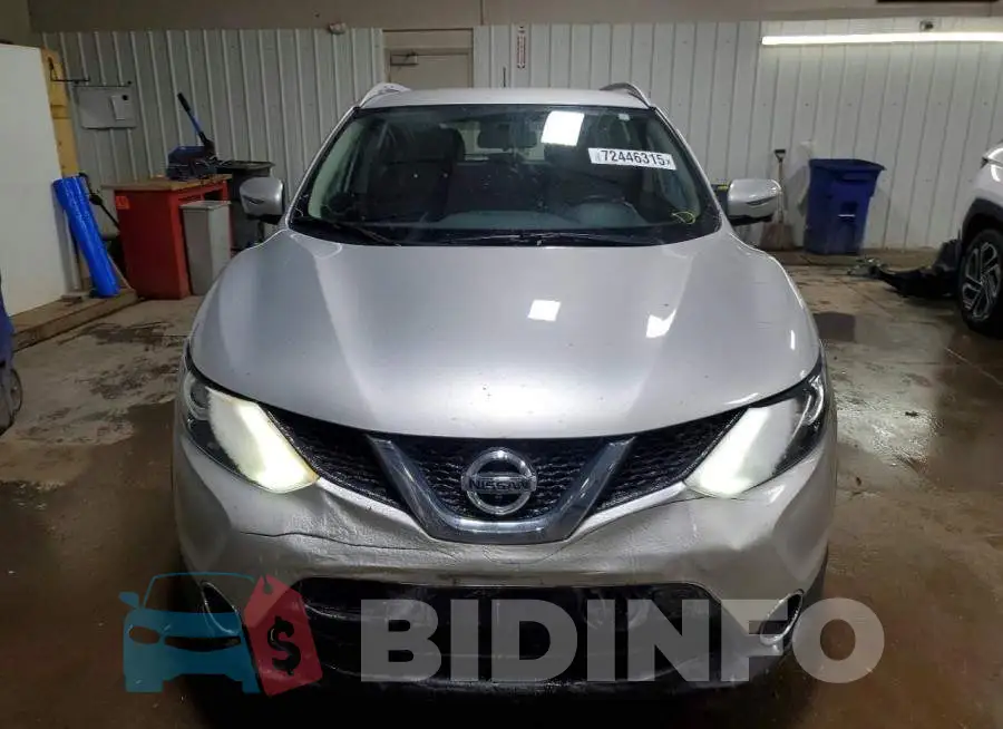 JN1BJ1CRXHW111298 Photo# 5