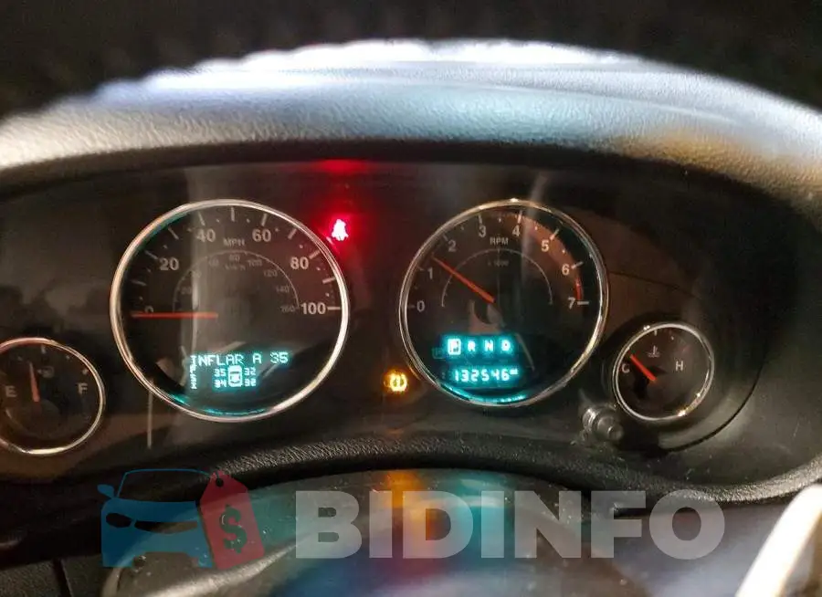 1C4BJWEG8HL621821 Photo# 9