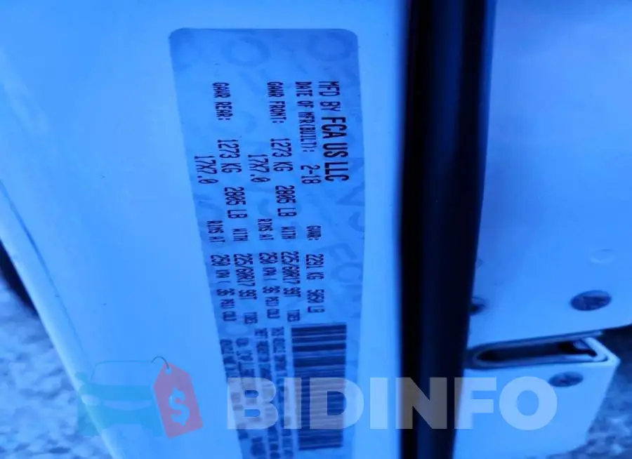 1C4PJLLB8KD120246 Photo# 14