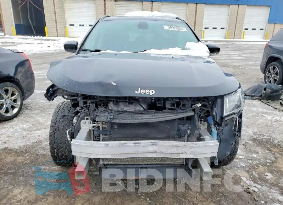 3C4NJDCB5LT161068 Photo# 5