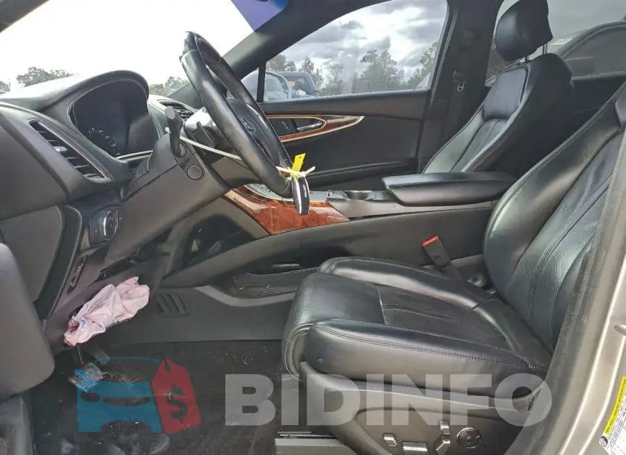 2LMPJ6LP2JBL41519 Photo# 7