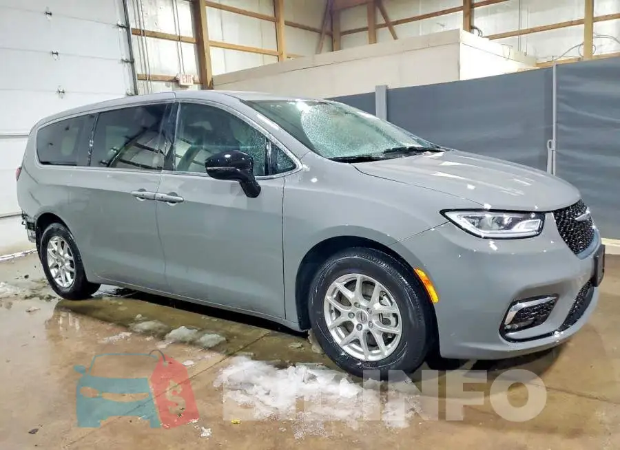 2C4RC1BG2SR518697 Photo# 4