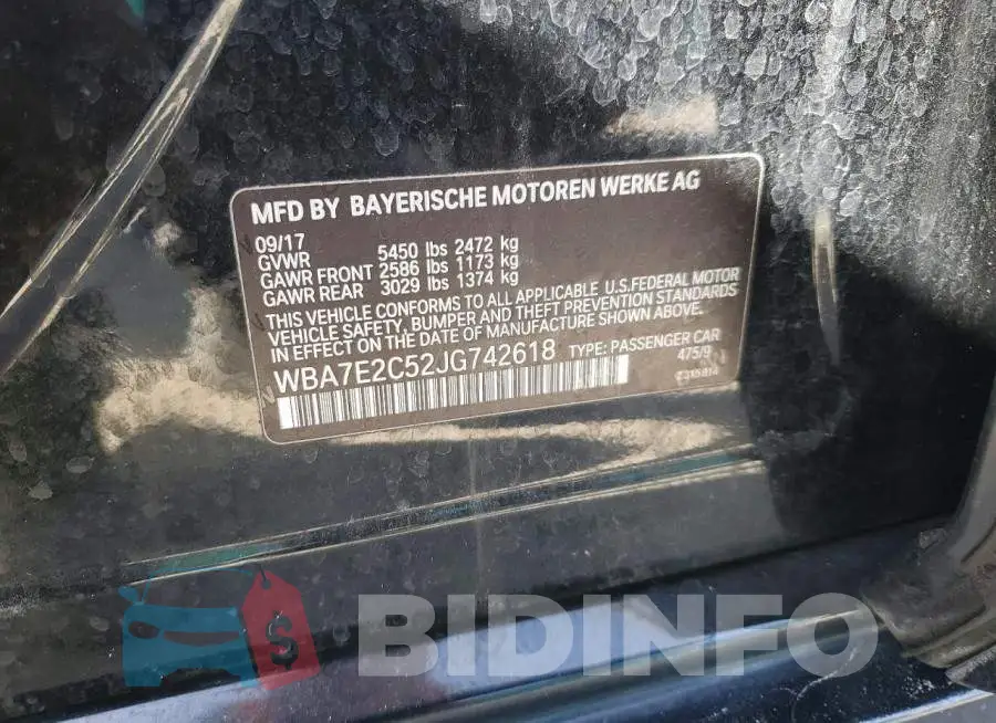 WBA7E2C52JG742618 Photo# 13