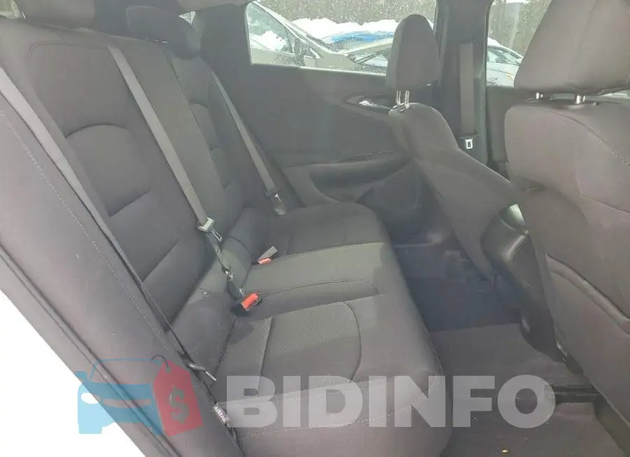 1G1ZB5ST4NF205534 Photo# 10
