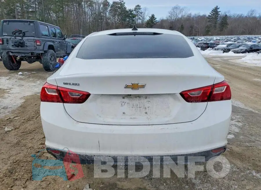 1G1ZB5ST4NF205534 Photo# 6
