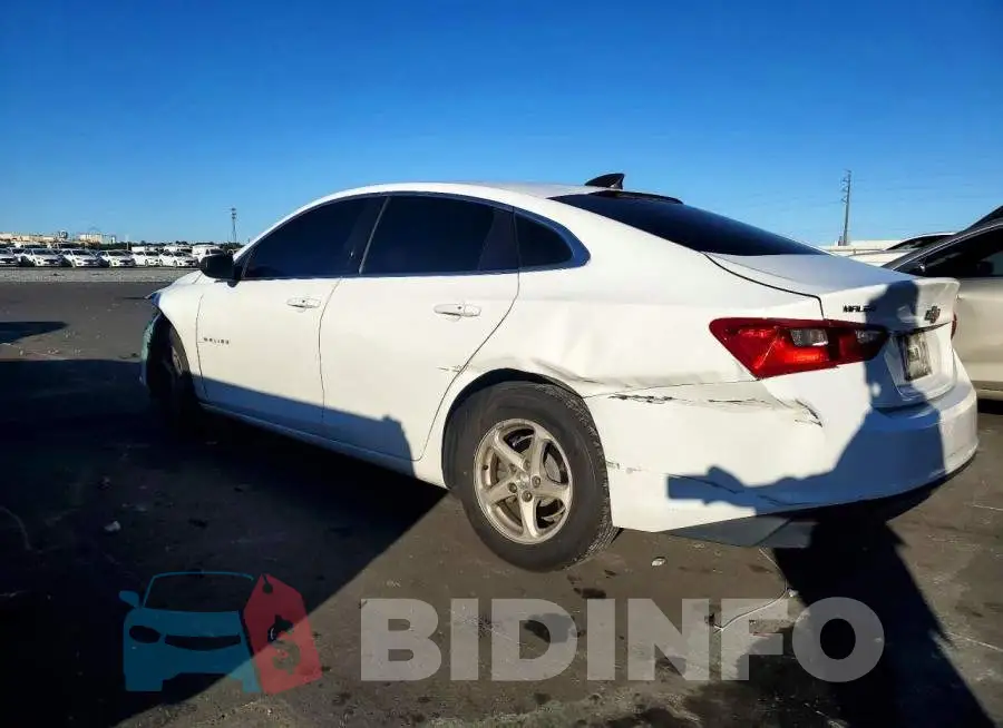 1G1ZB5ST8HF156648 Photo# 2