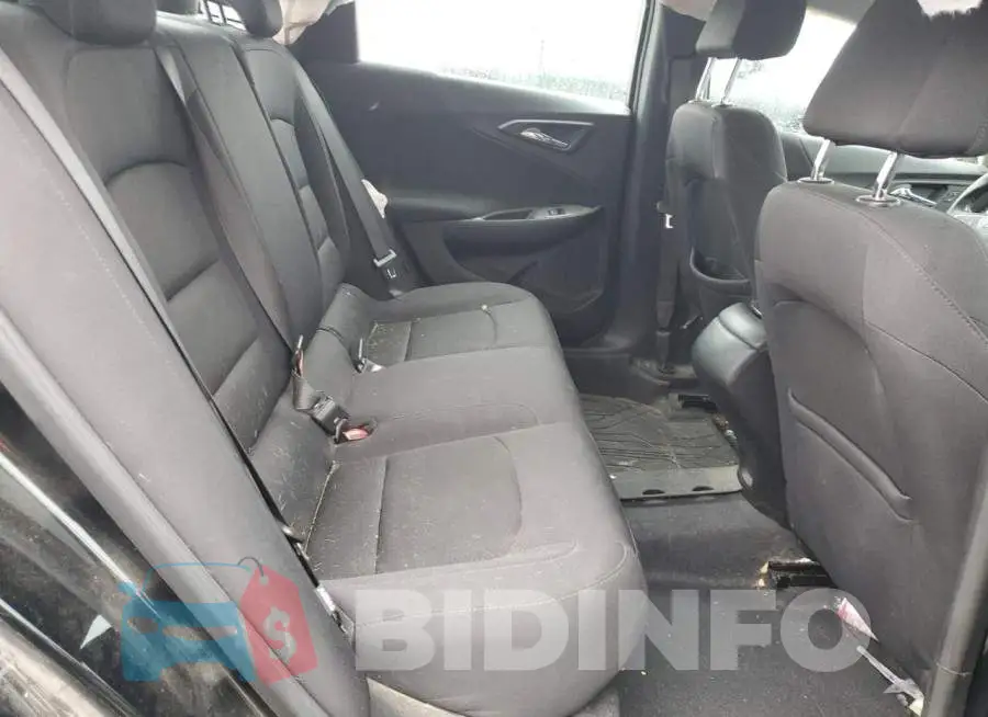 1G1ZG5ST5NF214289 Photo# 10