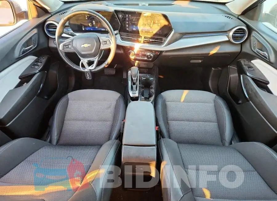 KL77LHE26RC237860 Photo# 8