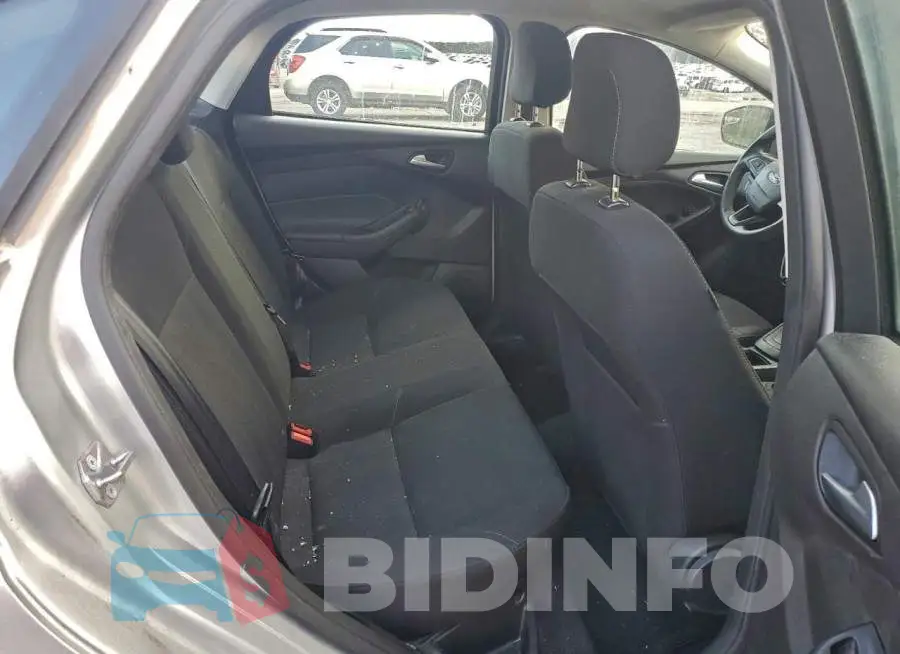 1FADP3F20JL202060 Photo# 10