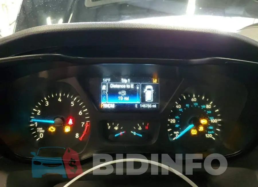 1FBZX2YM9JKB02106 Photo# 9