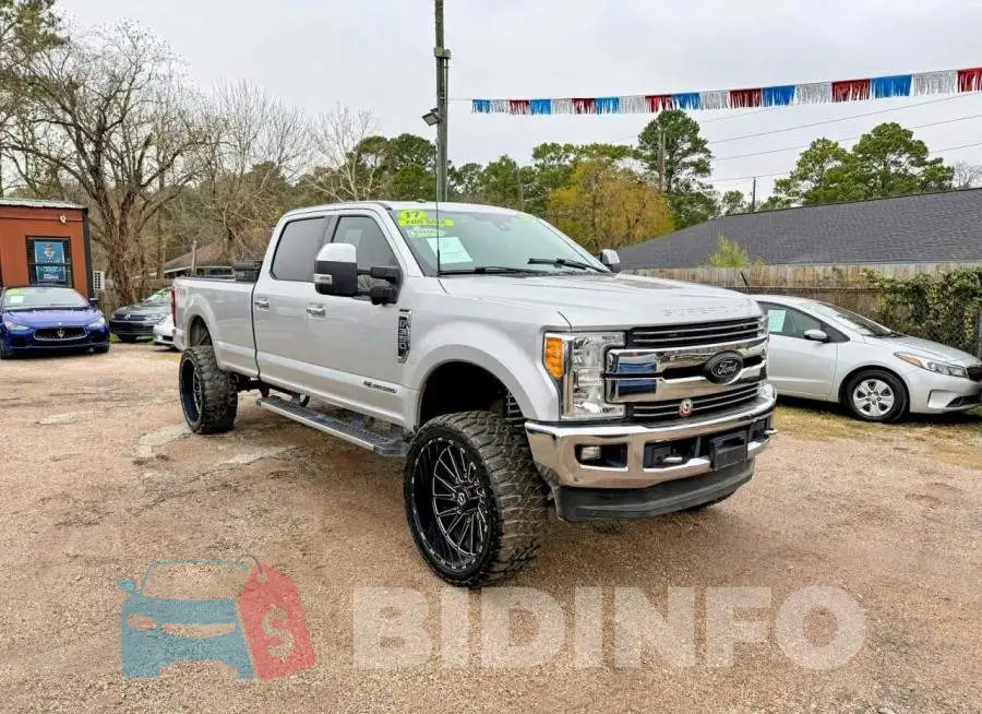 1FT8W3BT7HEF45735 Photo# 1