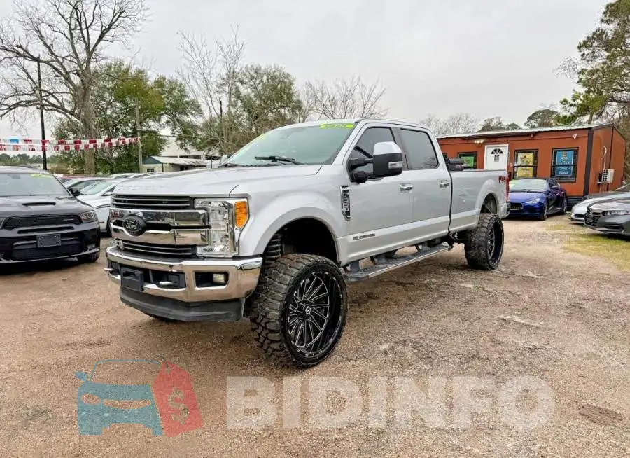 1FT8W3BT7HEF45735 Photo# 2