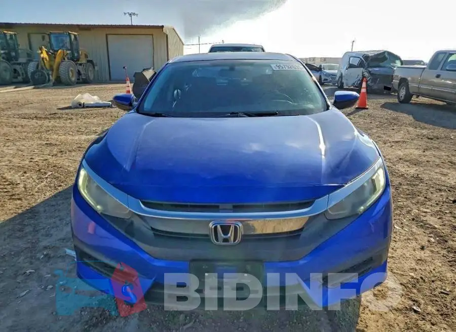 19XFC2F50HE057754 Photo# 5