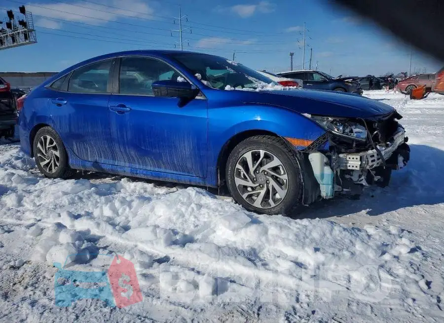 19XFC2F73JE044018 Photo# 4