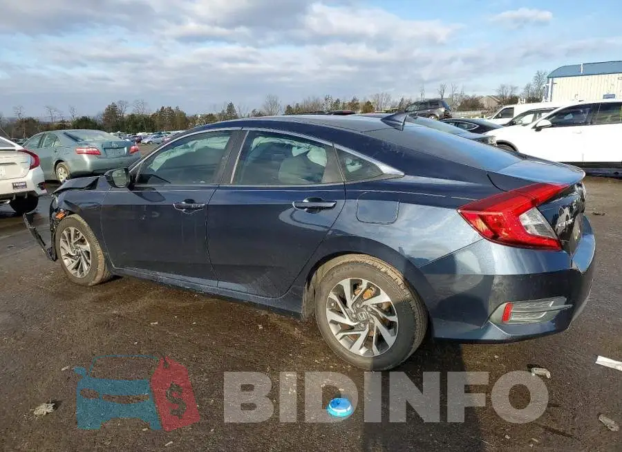 19XFC2F78HE015205 Photo# 2