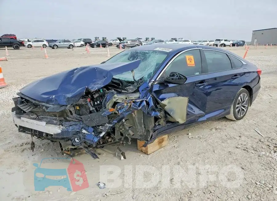 1HGCV3F14KA002218 Photo# 1